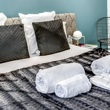 Sweett - Troyon Apartment