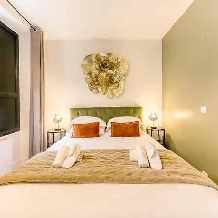 Sweett - Troyon Lejlighed *