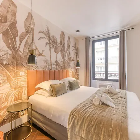 Sweett - Troyon * Paris