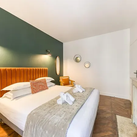 Sweett - Troyon * Paris