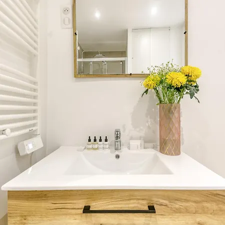 Sweett - Troyon Apartment